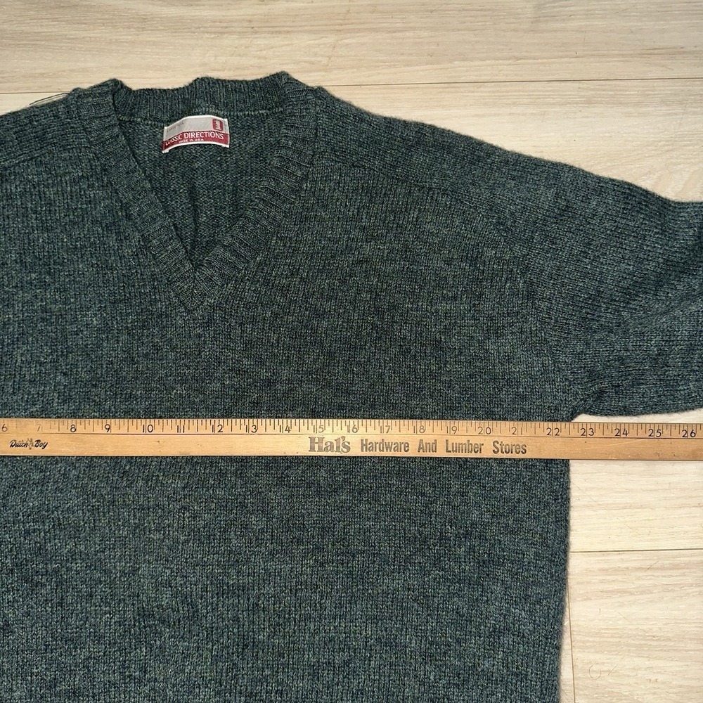 Vintage Classic Directions Sweater Men's Large Tall Green V-neck Wool Knit 80s - Picture 6 of 8